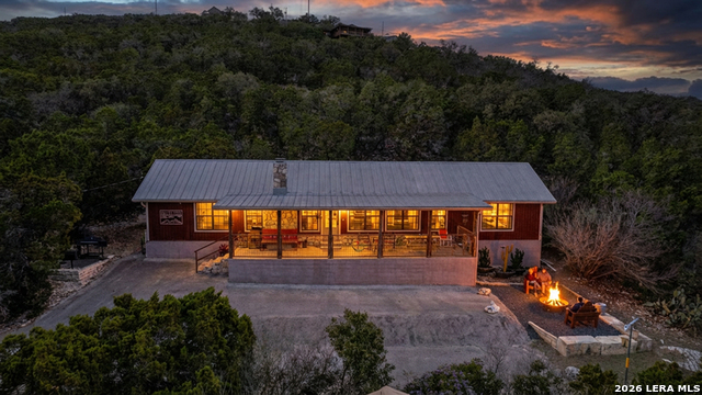 Image 9 of 39 For 416 Canyon Oaks Dr.