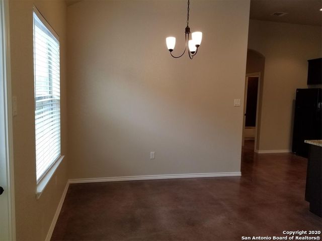 Image 5 of 31 For 2575 Pahmeyer Road