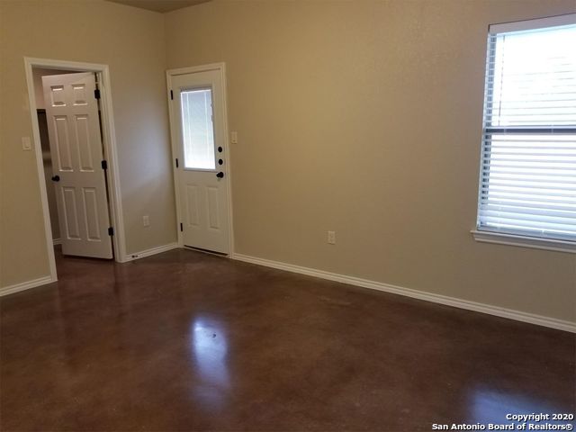 Image 6 of 31 For 2575 Pahmeyer Road