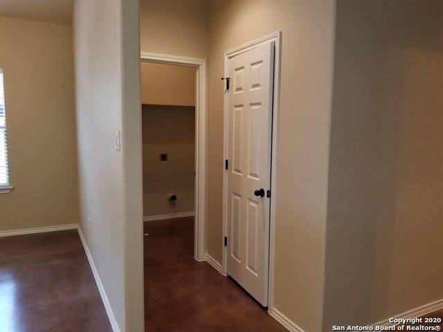 Image 7 of 31 For 2575 Pahmeyer Road