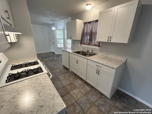 Image 11 of 22 For 7338 Marble Creek Dr