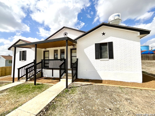 Image 4 of 15 For 509 Meadow Forge  B