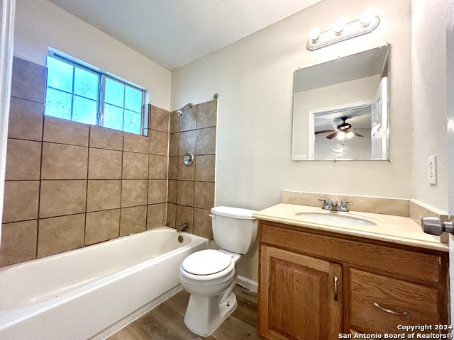 Image 15 of 16 For 324 Pinto St