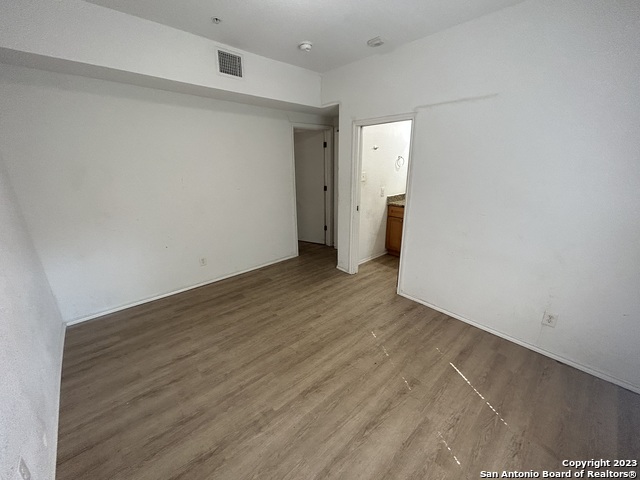 Image 8 of 13 For 816 Rivas St  C