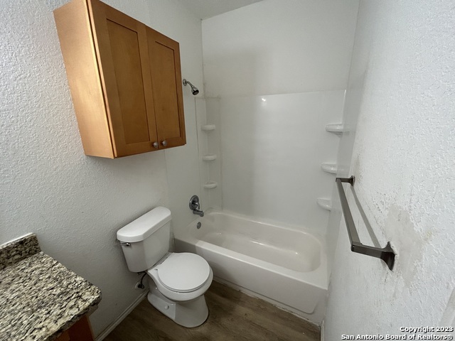 Image 9 of 13 For 816 Rivas St  C