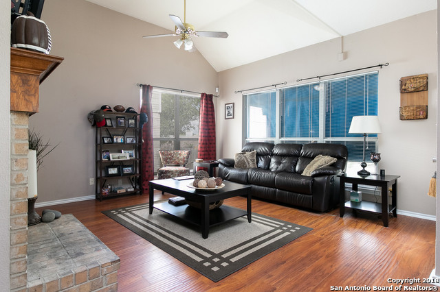 Image 12 of 21 For 5858 Spring Square