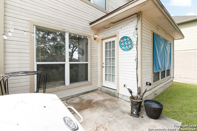 Image 20 of 21 For 5858 Spring Square