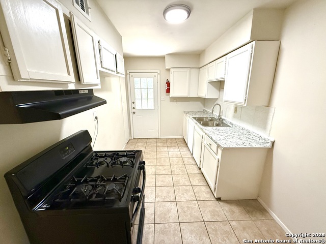 Image 10 of 17 For 520 Prado St  1