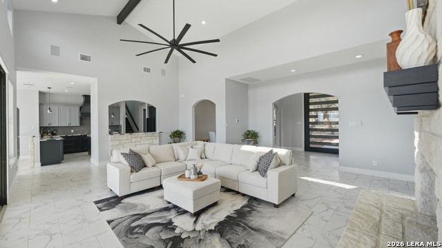 Image 11 of 66 For 2587 Falling Oak