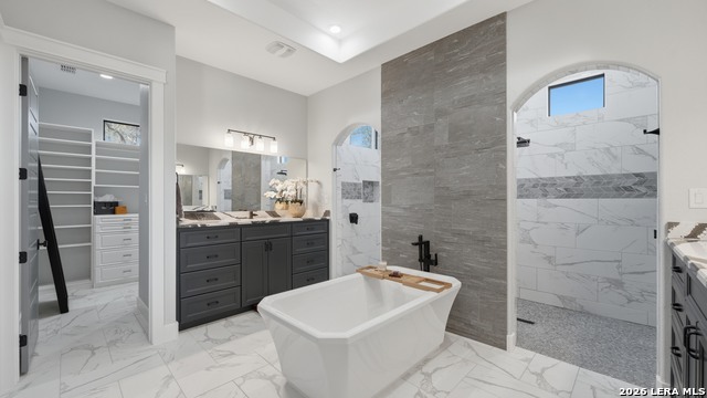 Image 24 of 66 For 2587 Falling Oak