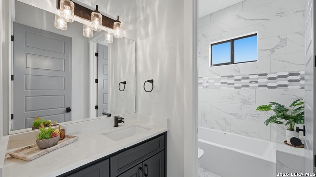 Image 39 of 66 For 2587 Falling Oak