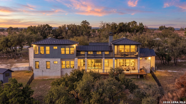 Image 57 of 66 For 2587 Falling Oak