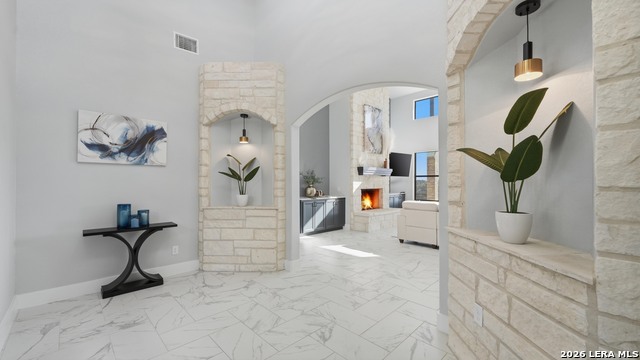 Image 6 of 66 For 2587 Falling Oak