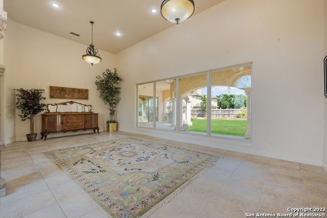 Listing photo id 9 for 124 Allens Bend