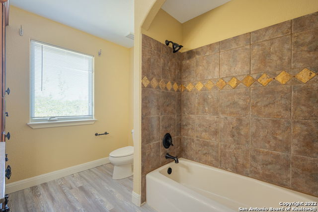 Listing photo id 14 for 124 Allens Bend