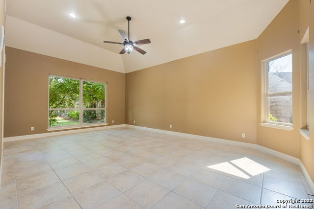 Listing photo id 22 for 124 Allens Bend