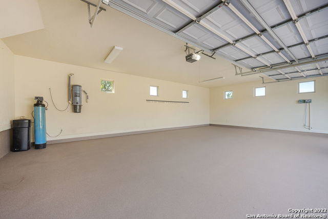 Listing photo id 28 for 124 Allens Bend