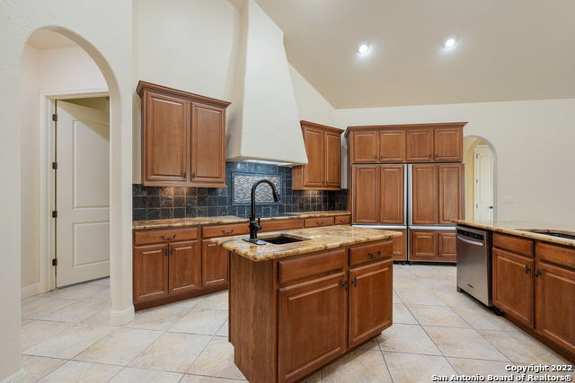 Listing photo id 30 for 124 Allens Bend