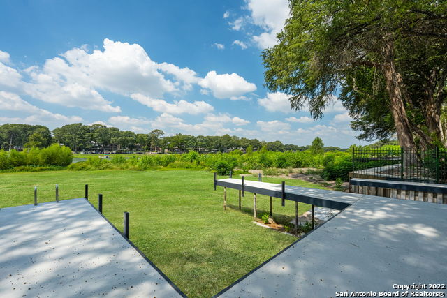 Listing photo id 39 for 124 Allens Bend