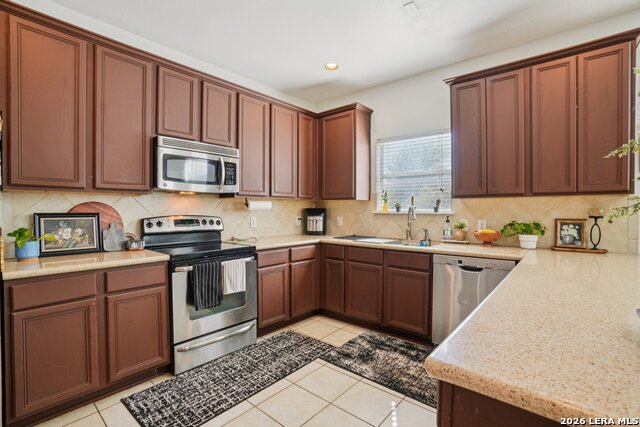 Image 11 of 26 For 545 Celtic Ash