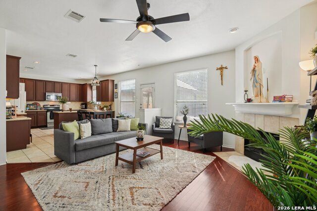 Image 7 of 26 For 545 Celtic Ash