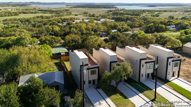 Image 23 of 34 For 644 Canyon Circle