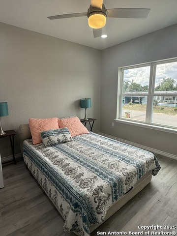 Image 24 of 34 For 644 Canyon Circle