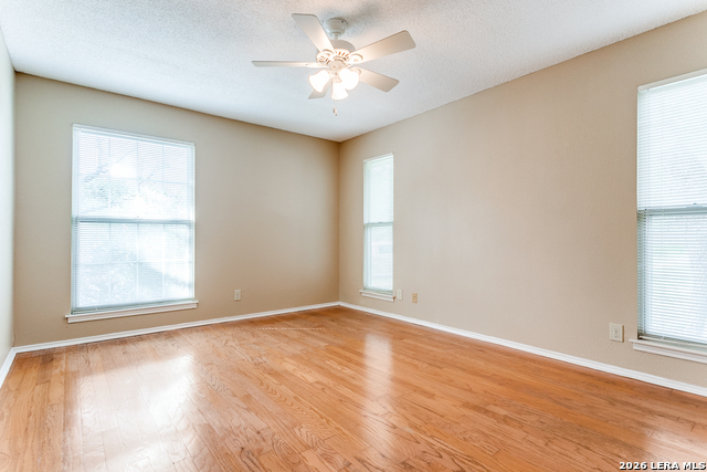 Image 16 of 25 For 12107 Magnolia Blossom