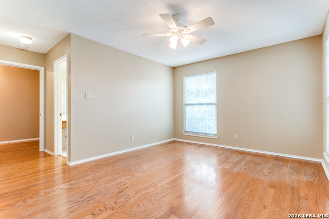 Image 17 of 25 For 12107 Magnolia Blossom