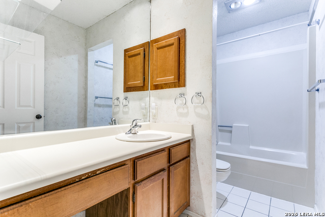 Image 18 of 25 For 12107 Magnolia Blossom