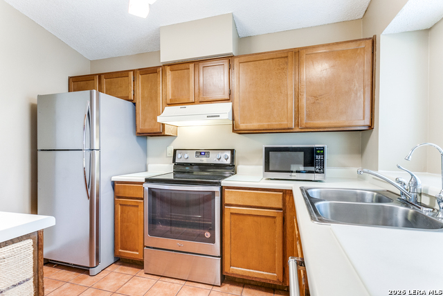 Image 5 of 25 For 12107 Magnolia Blossom