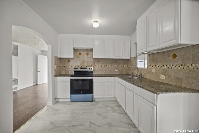 Image 10 of 23 For 119 Freiling