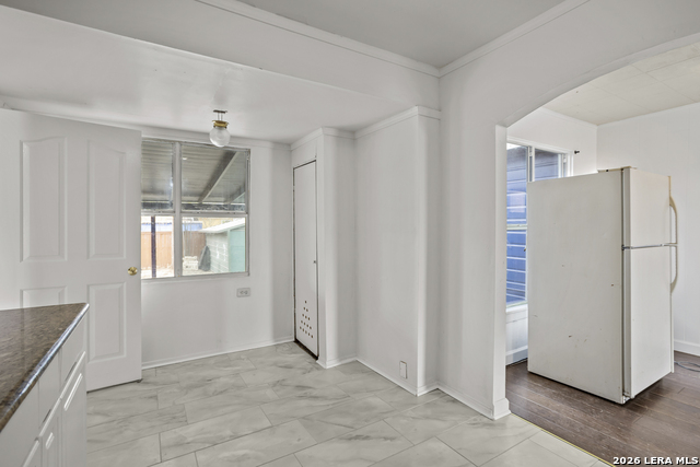 Image 11 of 23 For 119 Freiling