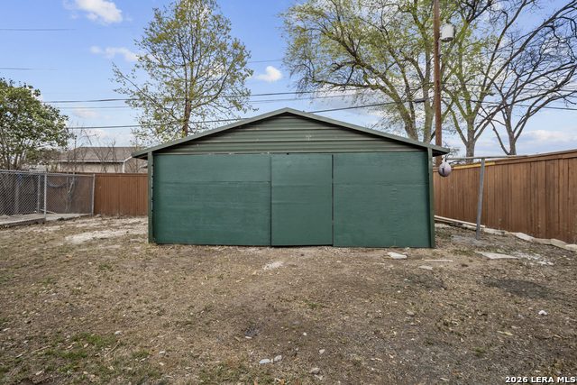 Image 23 of 23 For 119 Freiling