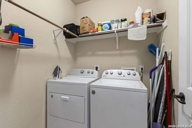 Image 27 of 32 For 235 Posey  