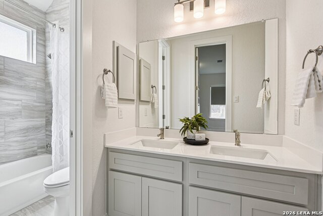 Image 44 of 62 For 1138 Cape May Warbler