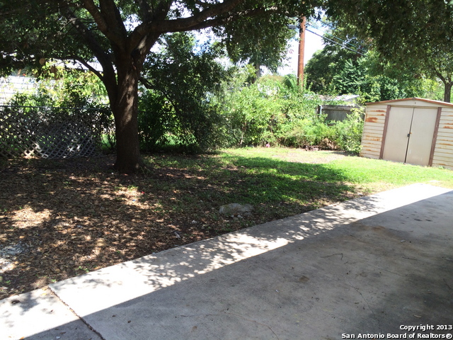 Image 4 of 16 For 2139 Babs Dr