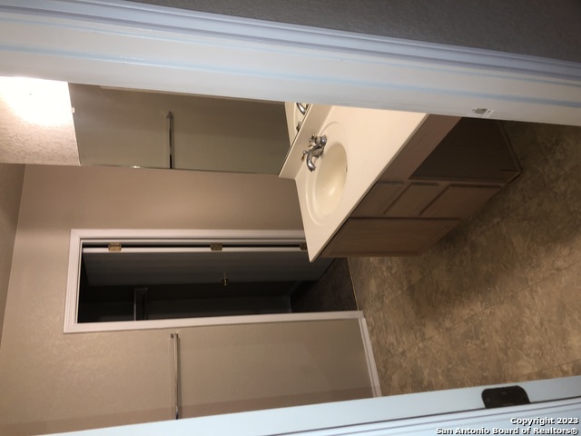 Image 3 of 5 For 6311 Donely  