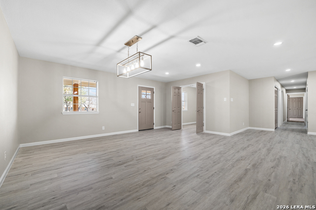 Image 7 of 44 For 113 Crestline