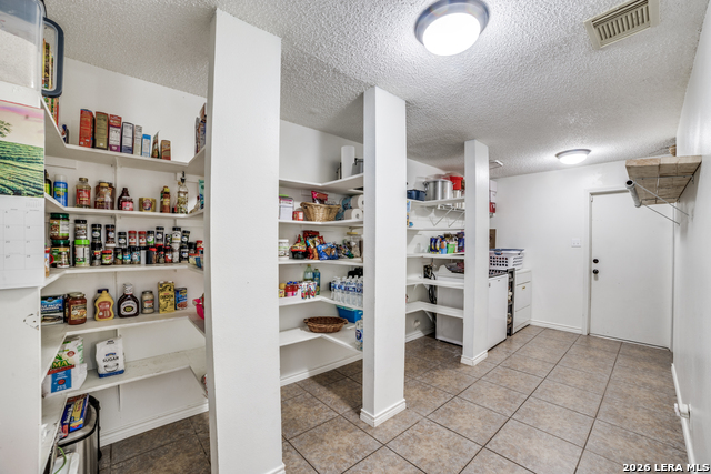 Image 14 of 24 For 8122 Brisbane