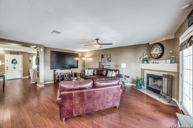 Image 6 of 24 For 8122 Brisbane