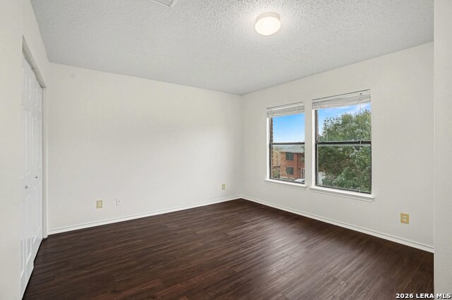 Image 12 of 27 For 8011 Cherry Glade