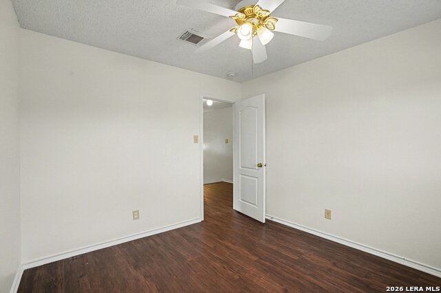 Image 19 of 27 For 8011 Cherry Glade