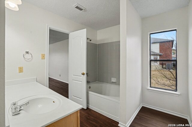 Image 25 of 27 For 8011 Cherry Glade