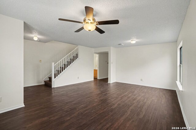 Image 4 of 27 For 8011 Cherry Glade