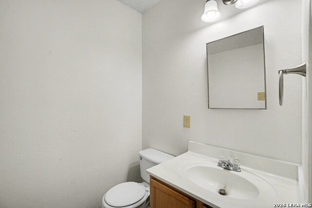 Image 9 of 27 For 8011 Cherry Glade