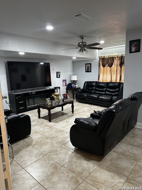 Image 5 of 15 For 5407 Timbermont Drive