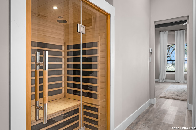 Image 18 of 50 For 526 Cantera  