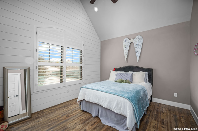 Image 31 of 50 For 526 Cantera  