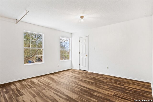 Image 20 of 38 For 6718 Loma Vino